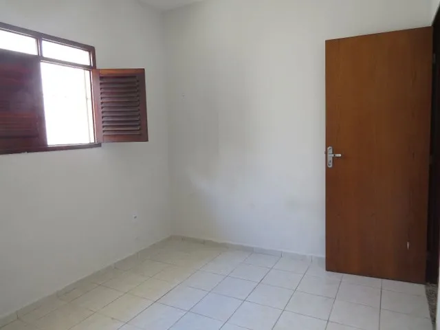 Imagem 7: Vendo Casa em Excelente Localização
