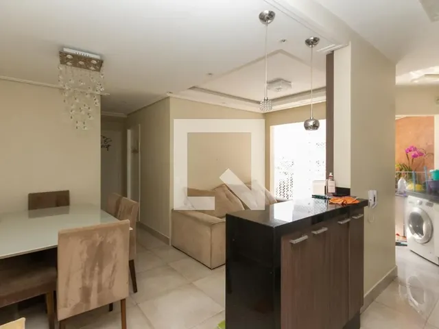Imagem: O apartamento possui 3 Dormitórios, 1 Suíte, 2 Banheiros,