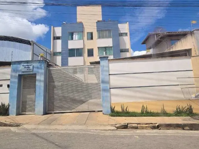 Imagem 2: Casa à venda em Ipatinga, Castelo, com 3 quartos, 270m²