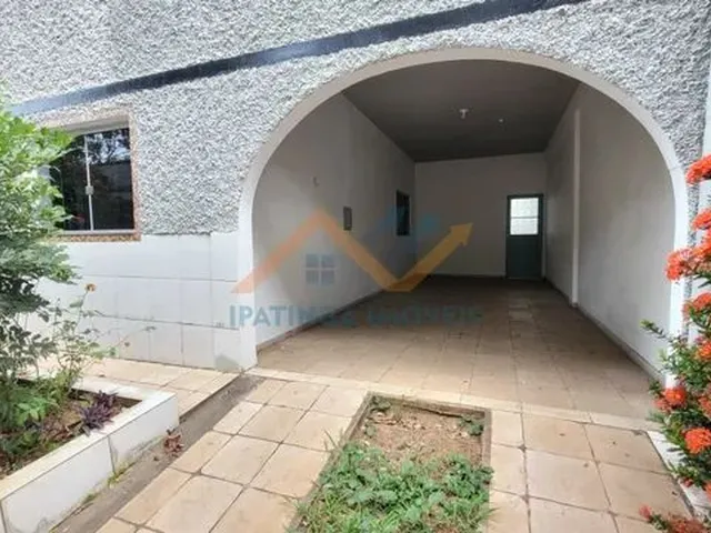 Imagem 2: Casa com 5 Quartos no Bairro Imbaúbas - Ipatinga