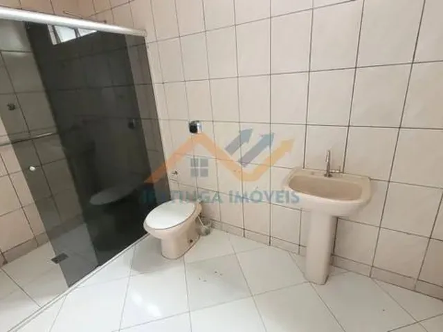 Imagem 1: Casa com 5 Quartos no Bairro Imbaúbas - Ipatinga