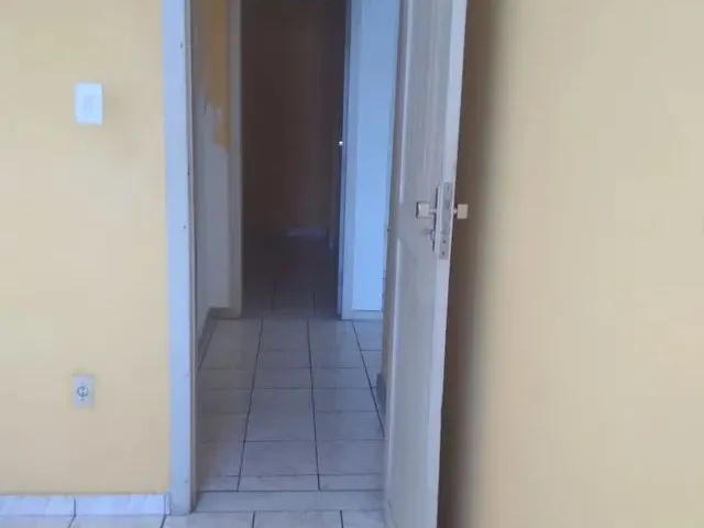 Imagem 2: Apartamento 2/4 Apartamento com 2 dormitórios