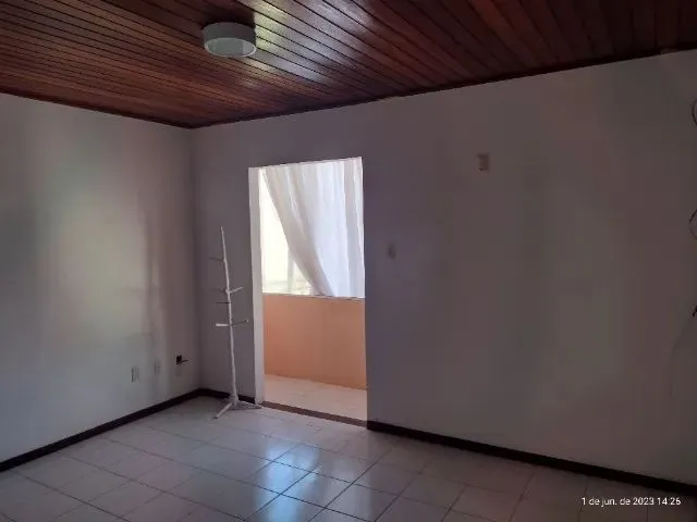 Imagem 10: Casa em Stela Maris, com 2 Quartos (Dependência Empregada