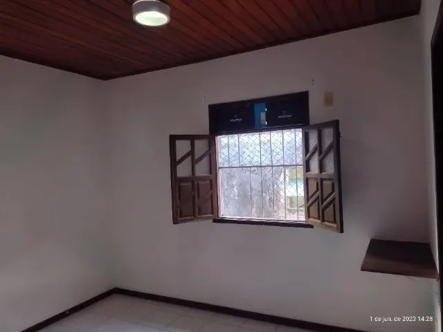 Imagem 3: Casa em Stela Maris, com 2 Quartos (Dependência Empregada