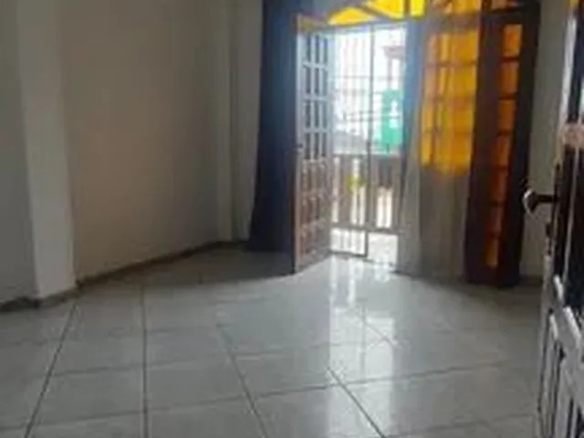 Imagem: Casa de 3 Andares na Av. São Jorge Perto