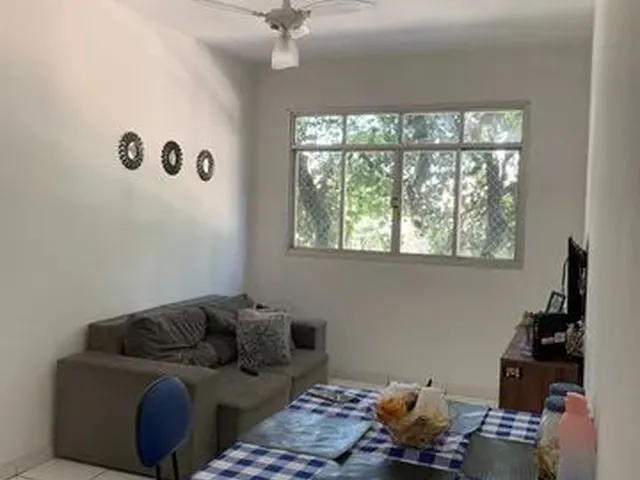 Imagem: Alugo Quarto (Vaga Feminina