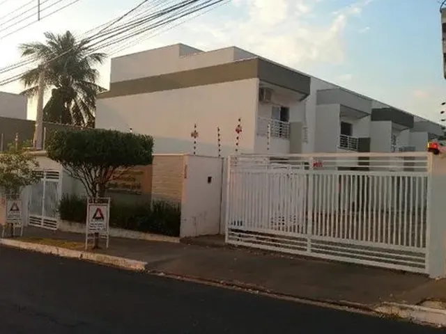Imagem: Lindo Sobrado em Condomínio Fechado