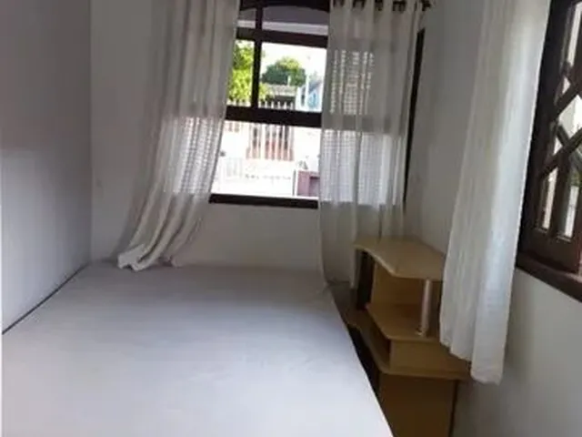 Imagem: Alugo Quarto Só Moças 640 Reais Portão