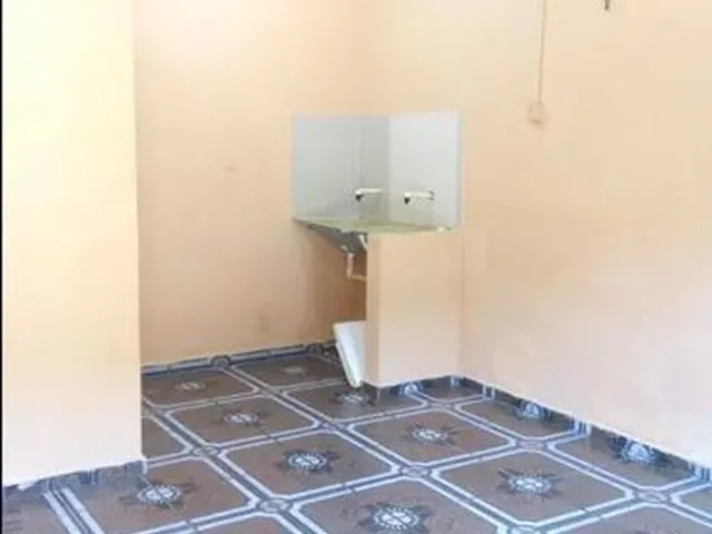 Imagem 3: Alugo Quarto com Banheiro,Bem Localizado