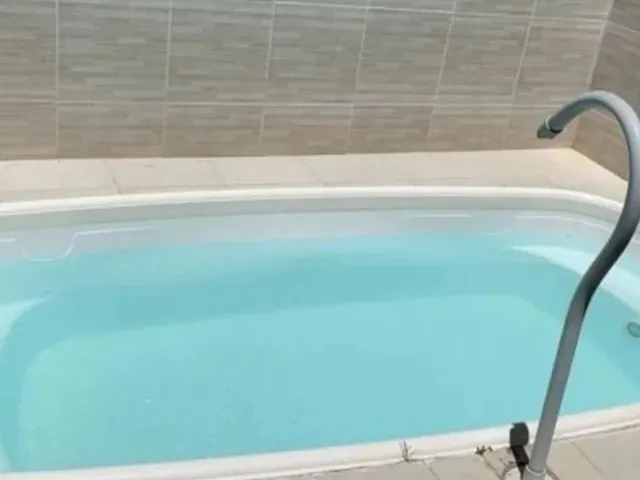 Imagem: Casa com Piscina para Locação em Condomínio