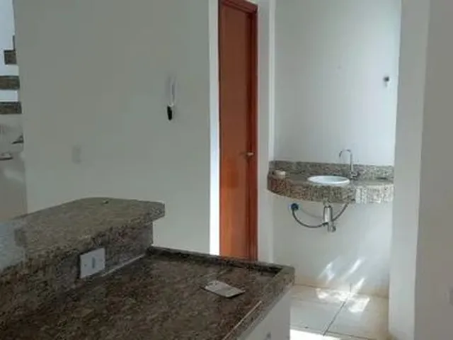 Imagem 1: Sobrado no Cachoeira com 110 M2 com 2 Quartos e Uma Suíte, 2 Vagas de Garagem
