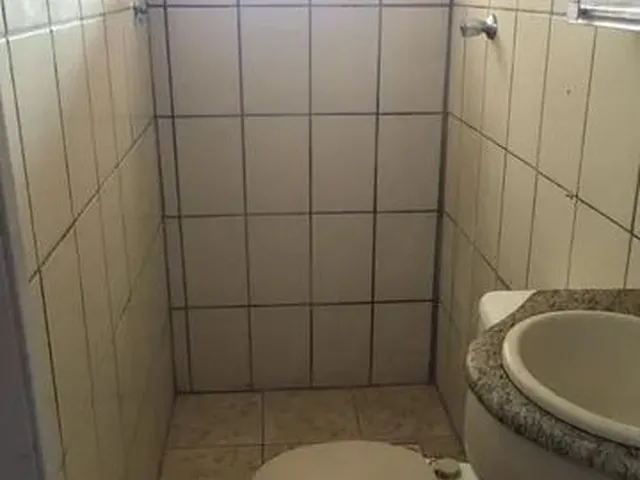 Imagem 5: Alugo Kitnet 700