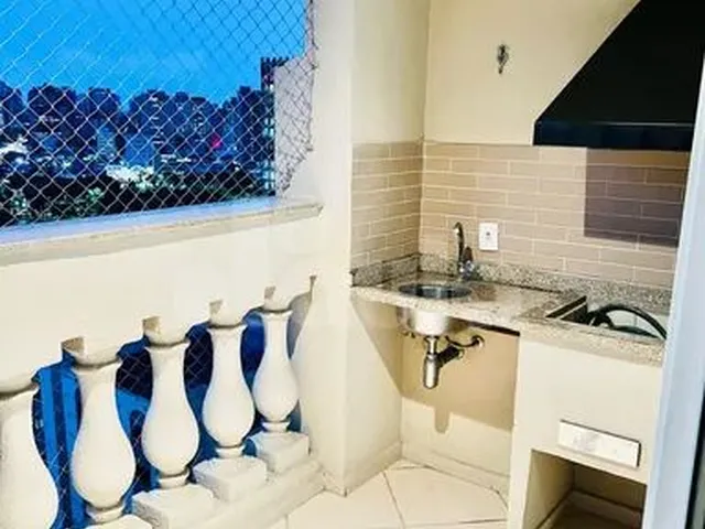 Imagem: O apartamento possui 2 Dormitórios, 1 Suíte, 3 Banheiros,