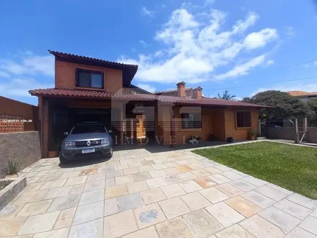 Imagem: Casa com 4 Dormitórios para Venda no Centro