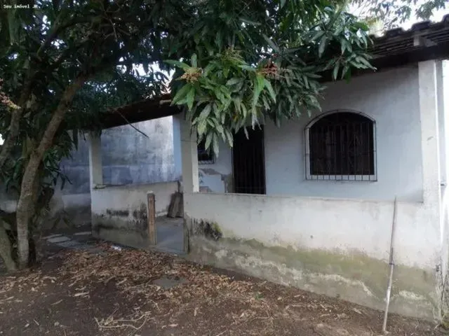 Imagem 1: Casa com Três Quartos na Júlia Seffer