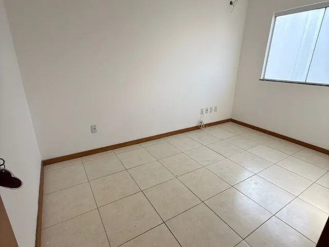 Imagem 2: Casa residencial Duplex Condomínio Buraquinho para Locação Buraquinho, Lauro de