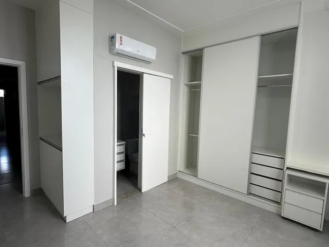 Imagem 2: Casa residencial Duplex Condomínio Alphaville Litoral Norte para Locação Alphaville
