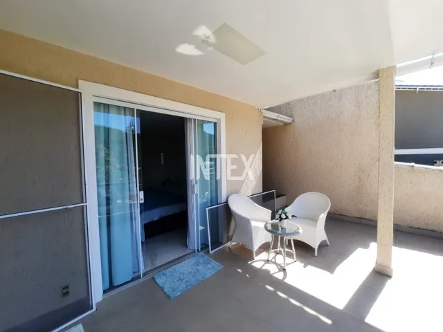 Imagem 14: Casa de Luxo em Condomínio com 4 Quartos e 3 Suítes em Várzea das Moças, Niterói-Rj