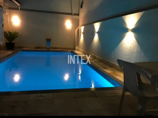 Imagem: Casa com 3 quartos sendo 1 suíte e 2 vagas
