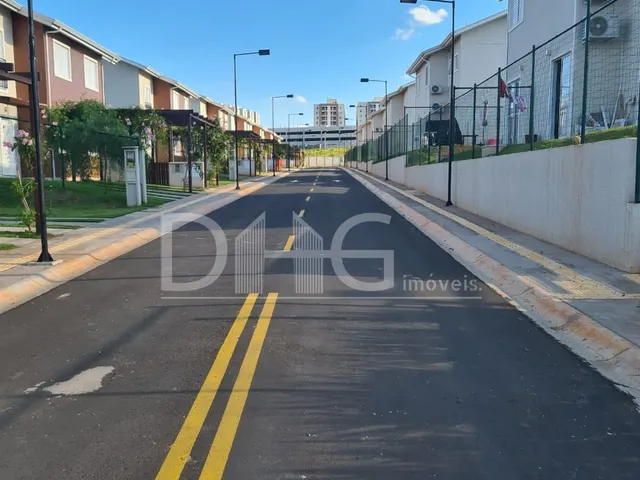 Imagem: A casa em condomínio possui 2 Dormitórios, 1 Suíte, 2