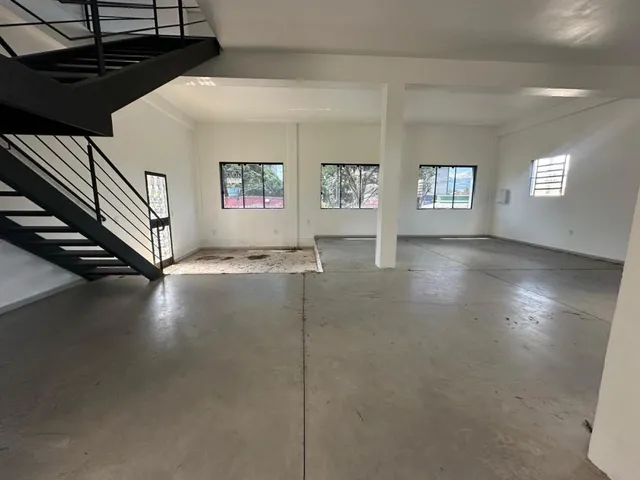 Imagem 4: EXCELENTE PREDIO COMERCIAL PARA LOCAÇÃO - BAIRRO CENTRO