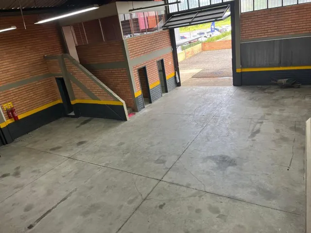 Imagem 9: PRÉDIO COMERCIAL NA RS 239