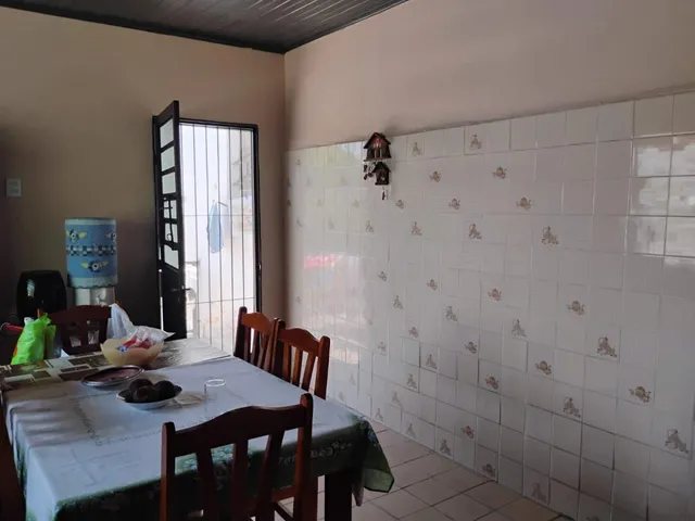 Imagem 6: CASA CENTRAL Casa com 3 dormitórios