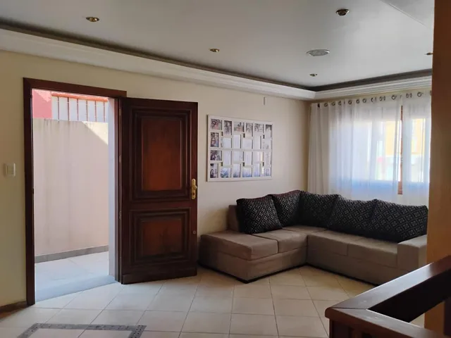 Imagem 2: Casa com 4 Dormitorio(s) localizado(a) no bairro Centro em Bagé / Rio Grande do Sul