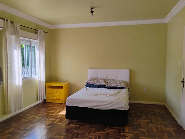 Imagem 11: Casa com 4 Dormitorio(s) localizado(a) no bairro Centro em Bagé / Rio Grande do Sul