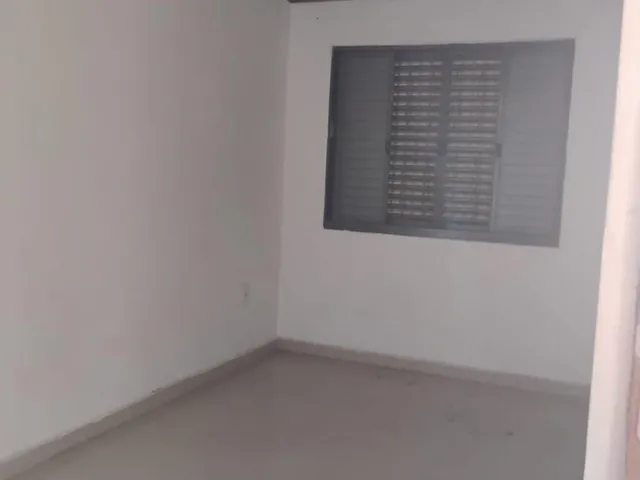 Imagem 2: Casa com 3 Dormitorio(s) localizado(a) no bairro Tarumã em Bagé / Rio Grande do Sul