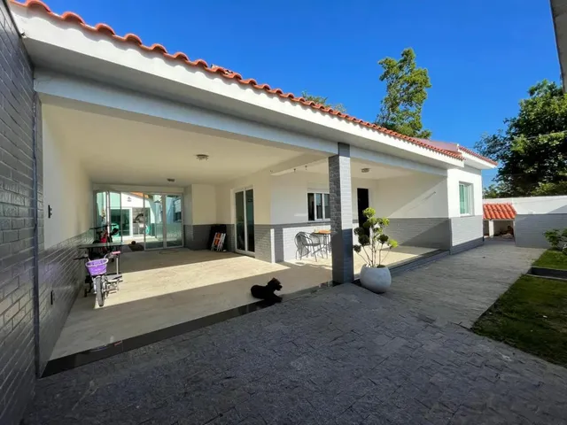 Imagem 2: Casa com 3 Dormitorio(s) localizado(a) no bairro Centro em Bagé / Rio Grande do Sul