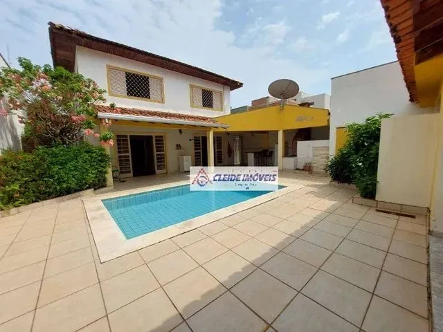 Imagem: Casa com 4 Dormitórios À Venda, 338 M²