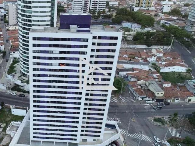 Imagem: O apartamento possui 3 Dormitórios, 3 Banheiros, 2 Vagas