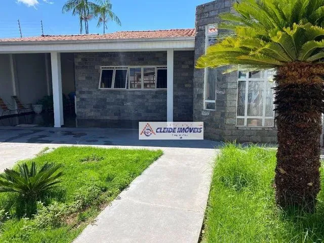 Imagem: Casa com 3 Suítes À Venda, 325 M² por