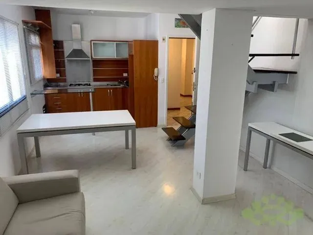 Imagem: O apartamento na cobertura possui 1 Dormitório, 2
