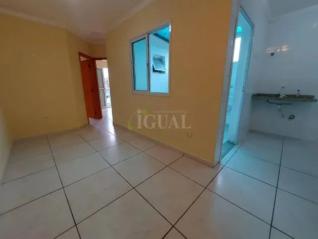 Imagem: O apartamento possui 2 Dormitórios, 1 Banheiro, 1 Vaga na