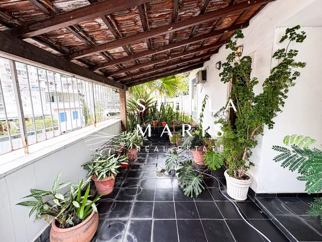 Imagem 9: Lagoa, Incrível Cobertura linear com Arquitetura estilo casa suspensa com linda vista