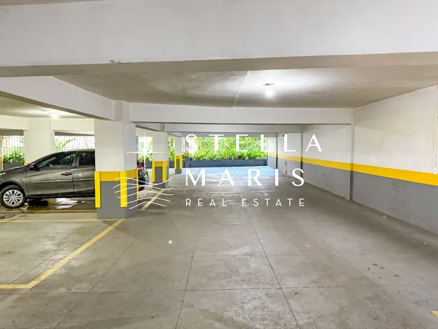 Imagem 4: Leblon, Apartamento com varanda ampla, 4 suítes, 4 vagas e vista lateral mar à venda