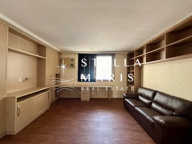 Imagem 7: Ipanema, Apartamento com 4 quartos, 4 vagas e varandão com linda vista para a copa das