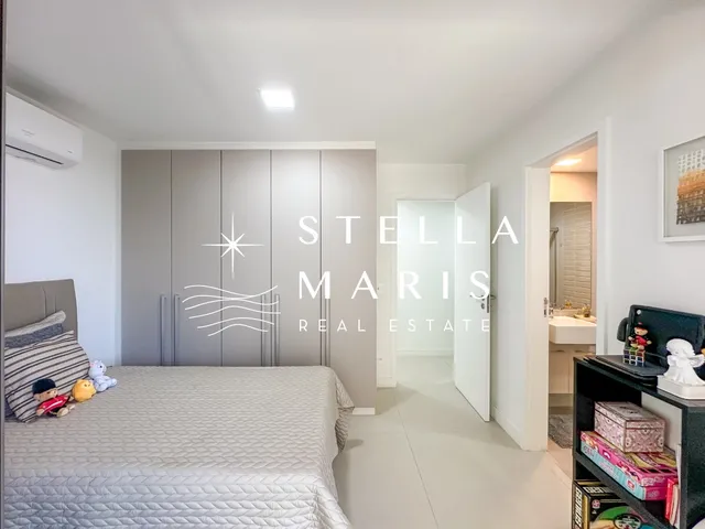 Imagem 6: Lagoa, Apartamento de altíssimo padrão, com 4 quartos sendo 3 suites, todo avarandado e