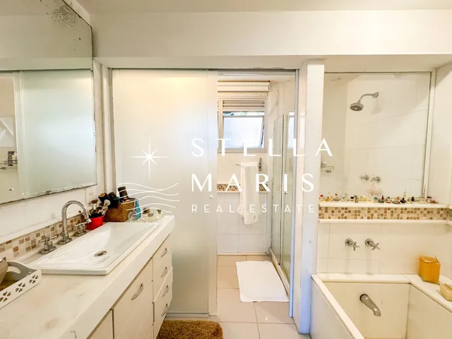 Imagem 9: Lagoa, Apartamento de 210 m2, 3 quartos, 2 vagas, com varanda com linda vista panorâmica