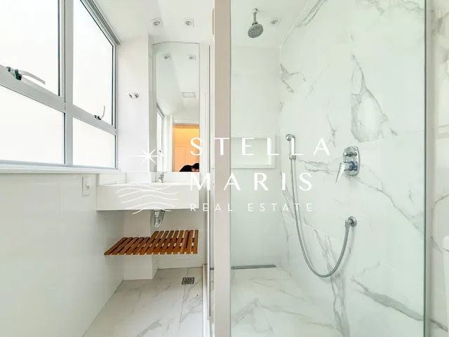 Imagem 8: Av. Vieira Souto, Apartamento de 140 m2, com 3 suítes, reformado e mobiliado de