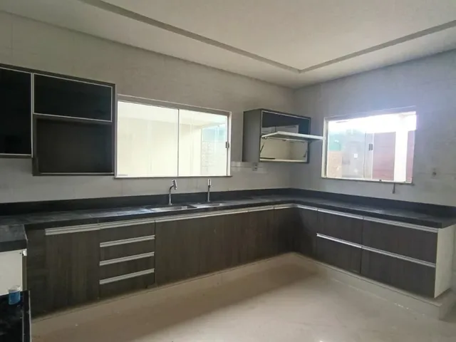 Imagem 7: Casa de alto padrão no Montenegro Boulevard com 366m² e 3 suítes exclusivas