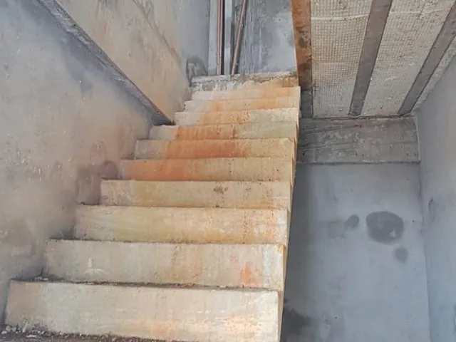 Imagem 12: Prédio comercial estratégico na Cidade Nova 6 com alta visibilidade e estacionamento