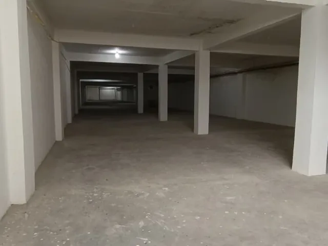 Imagem 12: Prédio comercial com mais de 2.000m² e estacionamento para 25 carros - oportunidade