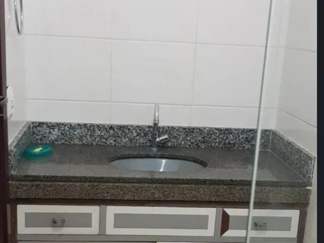 Imagem 5: Apartamento amplo no Reduto com suíte e sacada pronto para morar