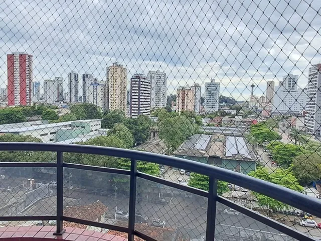 Imagem 4: Apartamento amplo com potencial para 3 quartos e 2 vagas no Edifício Flamboyant