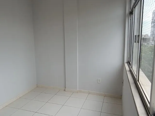 Imagem 4: Apartamento amplo com 2 suítes e potencial para 3 quartos no edifício São Gabriel