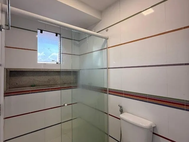 Imagem 12: Apartamento Amplo com 5 Suítes e 200m² no Edifício Torre de Itaúna