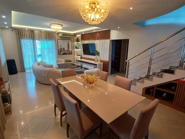 Imagem: Casa de 2 Pavimentos com 4 Suítes no Condomínio
